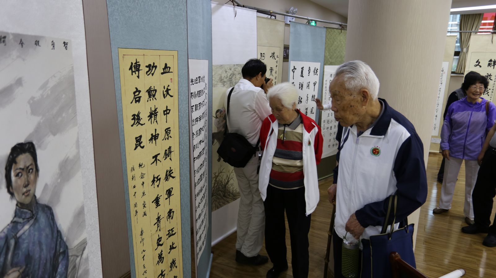 孝感市举办纪念建党95周年暨中原突围胜利七十周年书画展